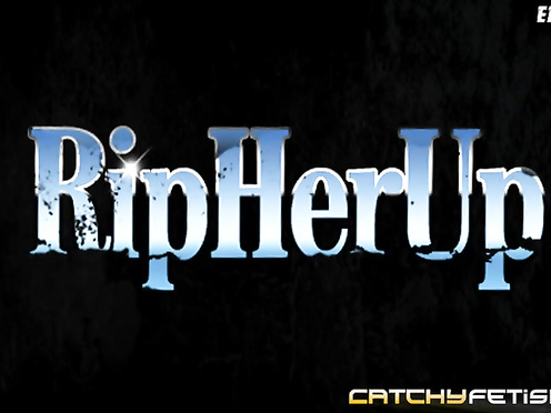 Порвал одежду и принудил трахаться в жопу